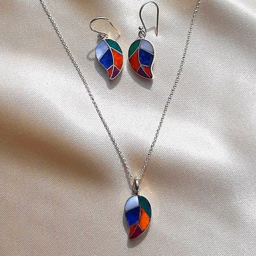 Leaf with colour stones jewelry set