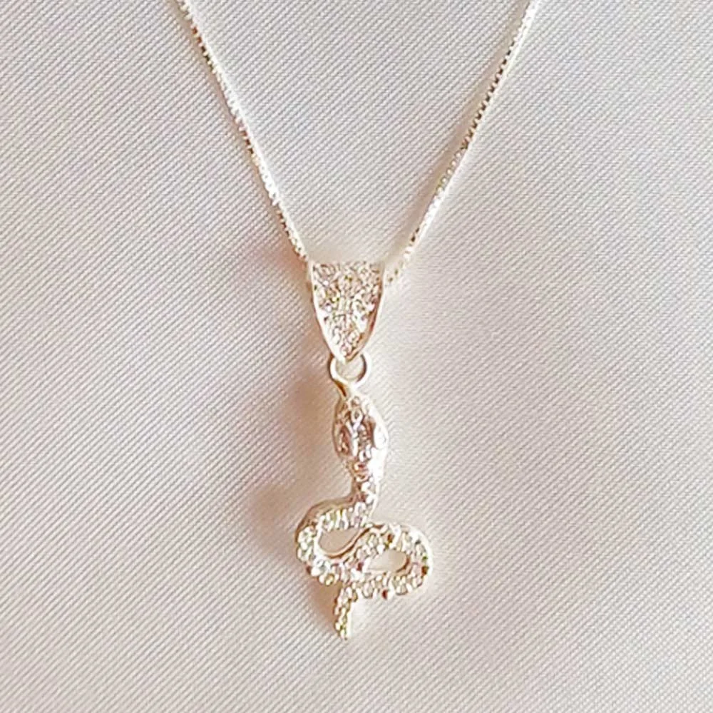 Serpiente-Silver-Pendant