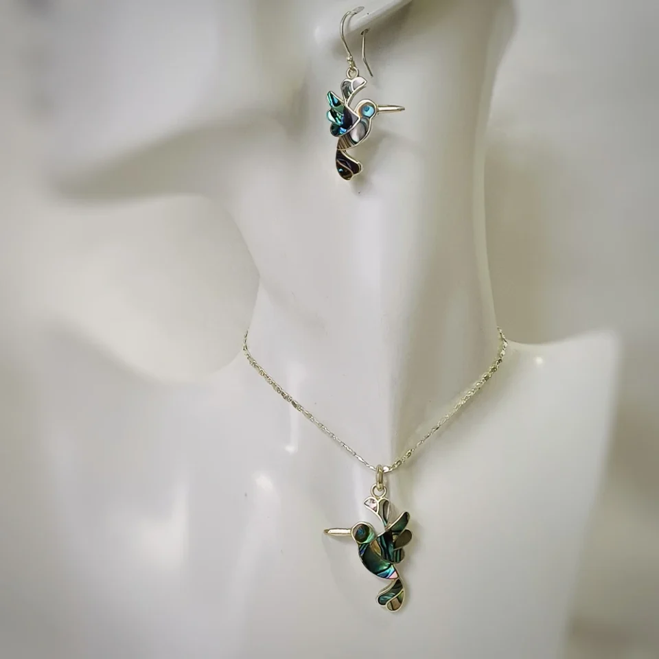 Hummingbird Abalone Set