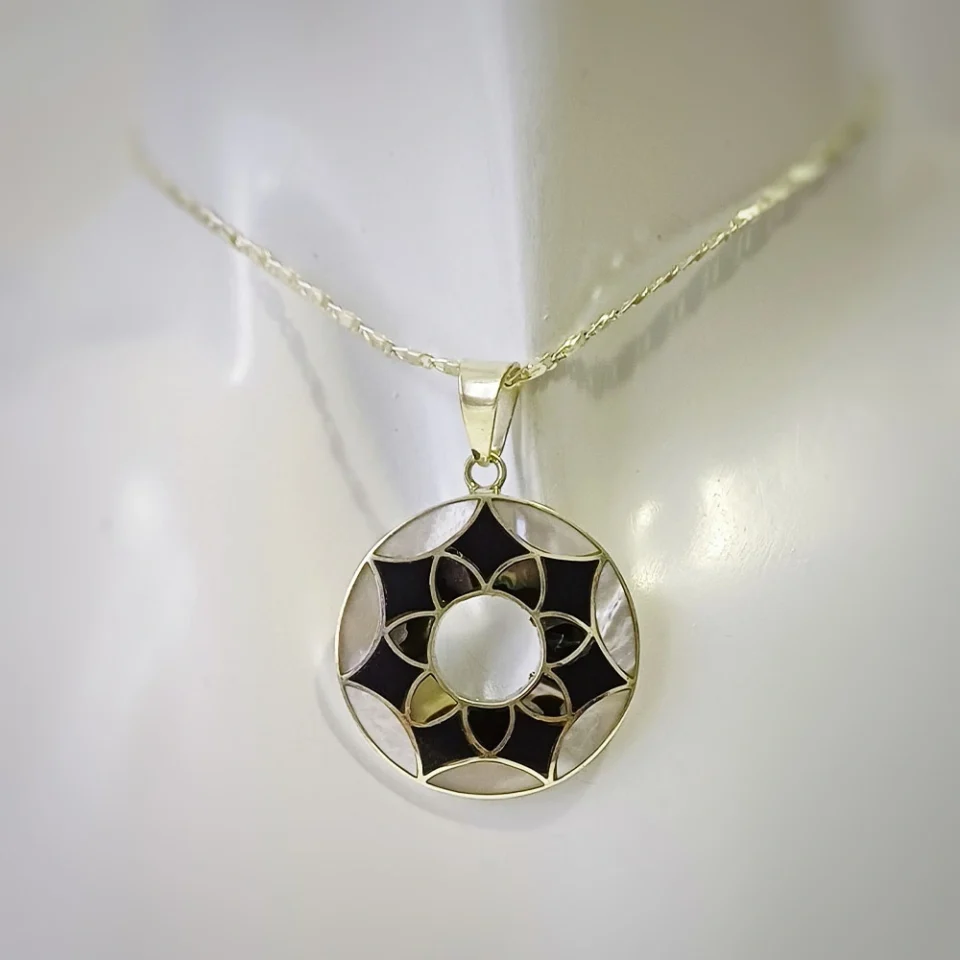 Divine Mandala Abalone Nacre Onyx Pendant