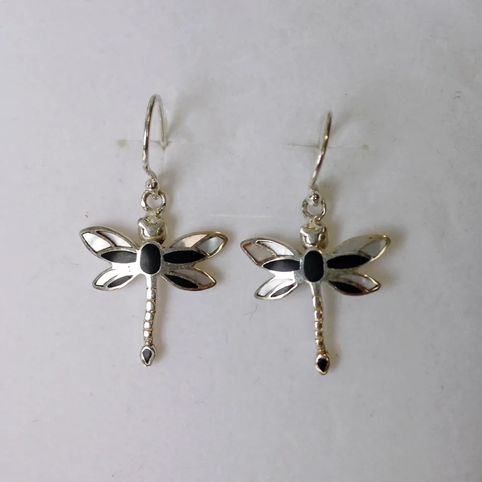 Dragonfly Nacre & Onyx Pendant